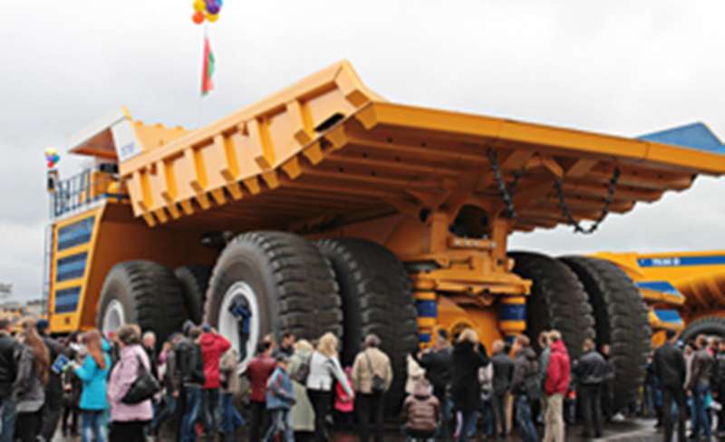 BelAZ 75710 รถบรรทุกที่ใหญ่ที่สุดในโลก