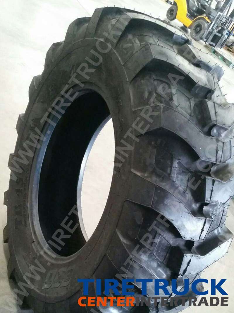 ลูกค้าสั่งยางรถตัก 16.9-28 12PR TL TR-459 BKT...